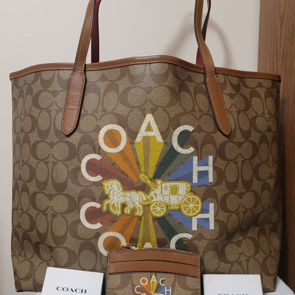 Coach Signature Canvas Rainbow Coach Tote in Brown With ID Case